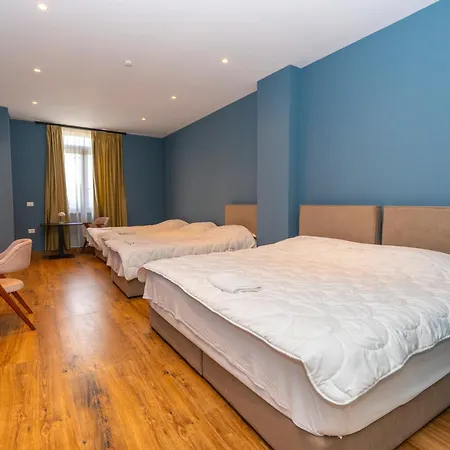 Gjuhadoli Restaurant Otel 4*