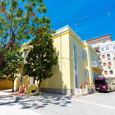 Gjuhadoli Restaurant 4*