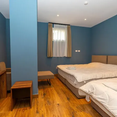 Gjuhadoli Restaurant 4*