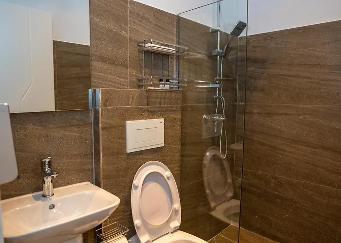 Gjuhadoli Restaurant 酒店