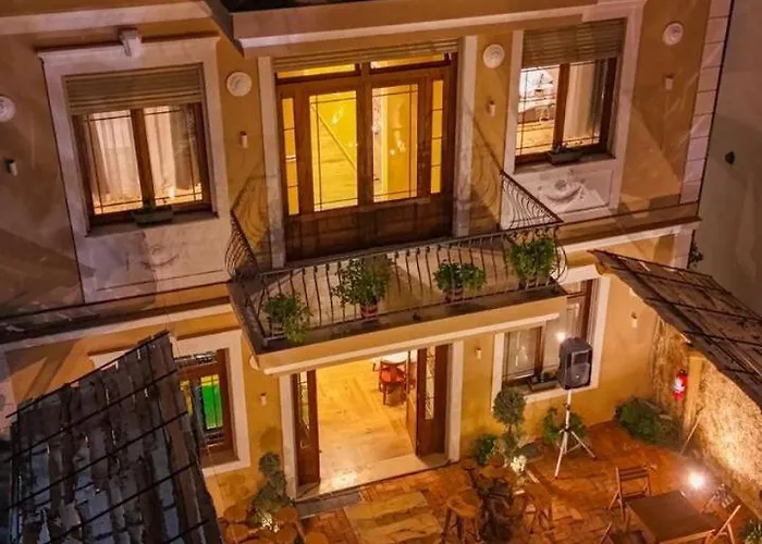 فندق Gjuhadoli Restaurant