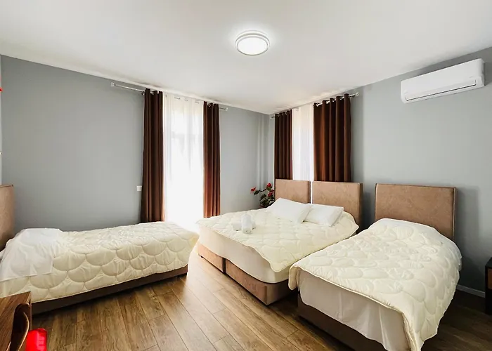 Gjuhadoli Restaurant 4*