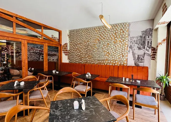 酒店 Gjuhadoli Restaurant 4*