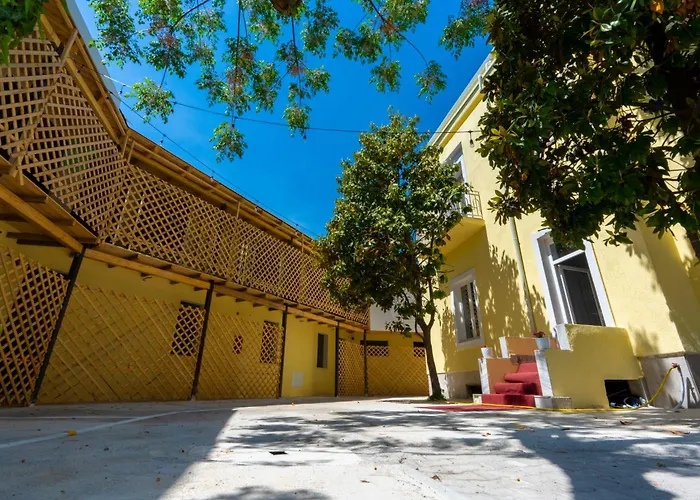 酒店 Gjuhadoli Restaurant