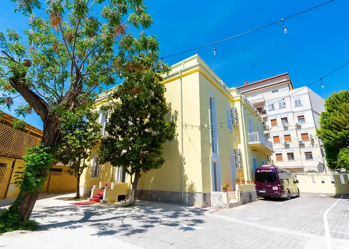 Gjuhadoli Restaurant 4*