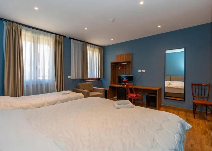 Gjuhadoli Restaurant 4* شكودر