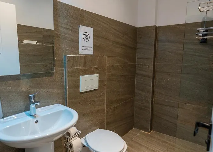 فندق Gjuhadoli Restaurant شكودر