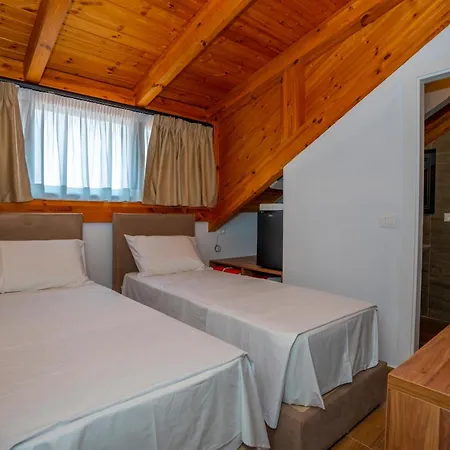 Gjuhadoli Restaurant 4* Shkoder