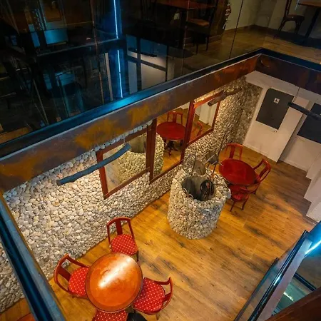 Hotel Gjuhadoli Restaurant