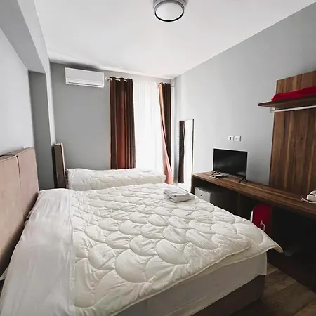 Gjuhadoli Restaurant 4* Shkodër