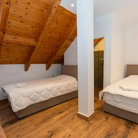 Hotel Gjuhadoli Restaurant Shkoder